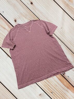 American Eagle M acid washed distressed tee